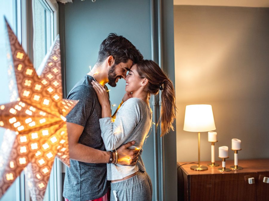 Romantic Dates at Home: Tips and Ideas